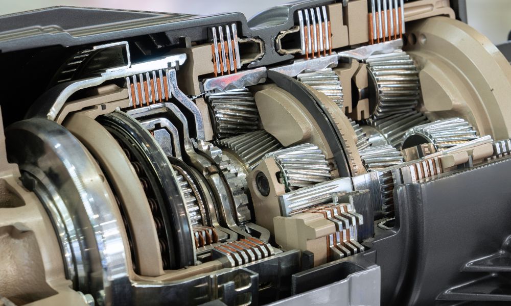 The Differences Between Manual & Dual-Clutch Transmission