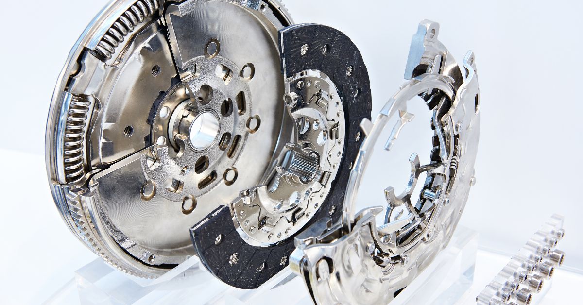 Why Choose a Dual Clutch Instead of a Single Clutch?